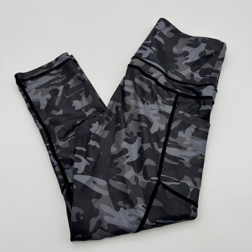 Zyia Active Black Grey Camo High Waisted Capri‎ Leggings Pockets Womens 4